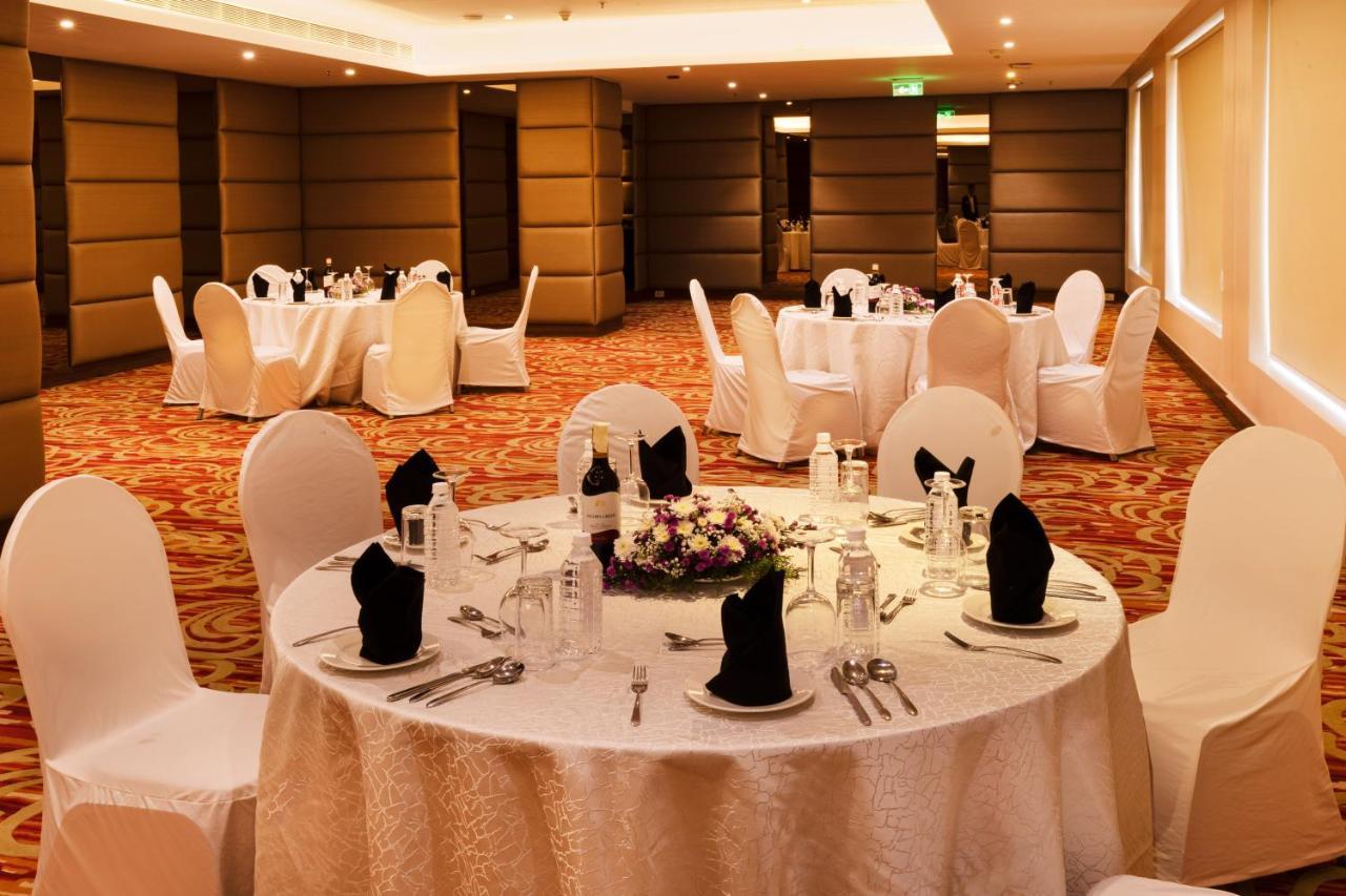 Courtyard By Marriott Pune Chākan Dış mekan fotoğraf